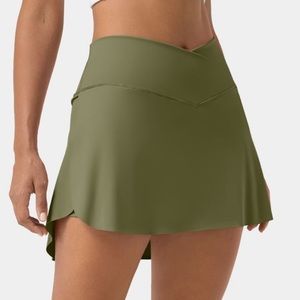 Halara NWT Everday Cloudful Air Crossover 2-in-1 Tennis Skirt Skort